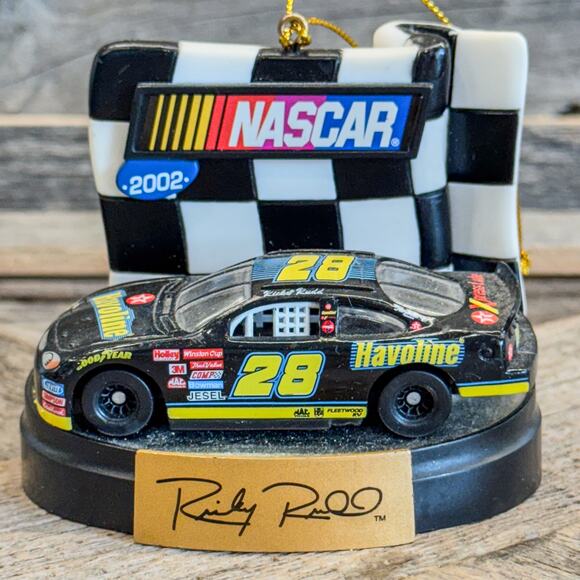 Pair-Vintage NASCAR Winner's Circle Ornaments-2003 Jeff Gordon & 2002 Ricky Rudd - Picture 5 of 11